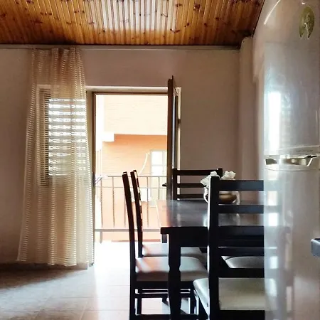 Vila Dedi *