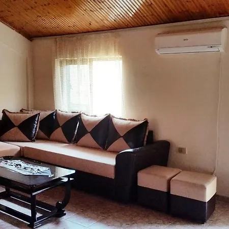 Ferienhaus Vila Dedi Shkodra